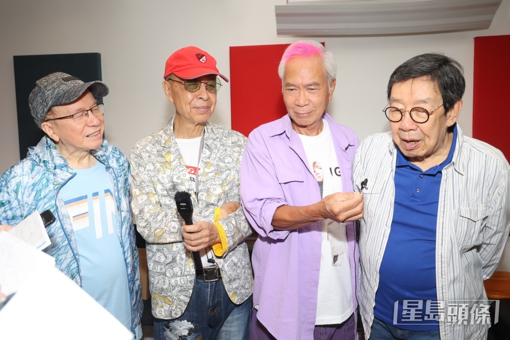 基哥指今次演唱會的口號是「321」,是因為4個人的年齡是321歲