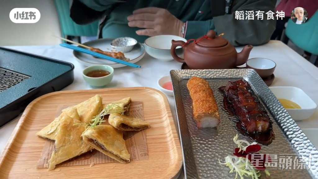 韜韜先後於小紅書上載兩條影片，介紹兩間廣州食肆的佳餚。