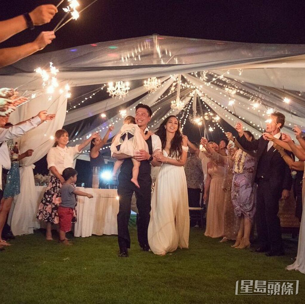 Jessica C.與安志杰2017年結婚,當時囡囡已經出世。