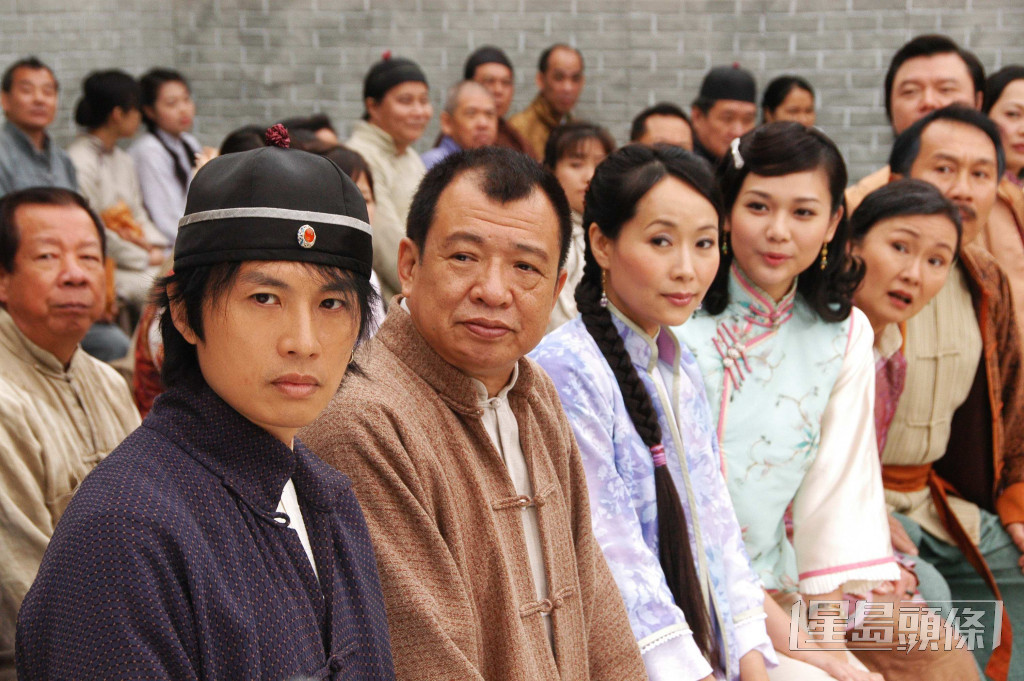黄子华、许绍雄2007年再度合作，拍无线剧《奸人坚》。
