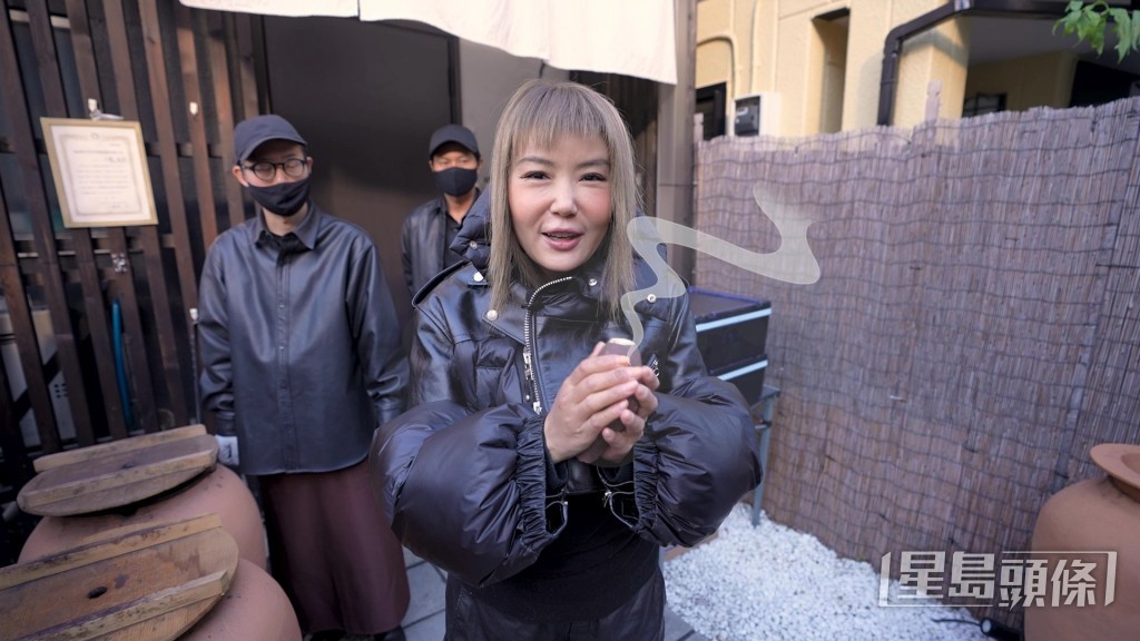 杜如風話手執蕃薯好過用暖包。