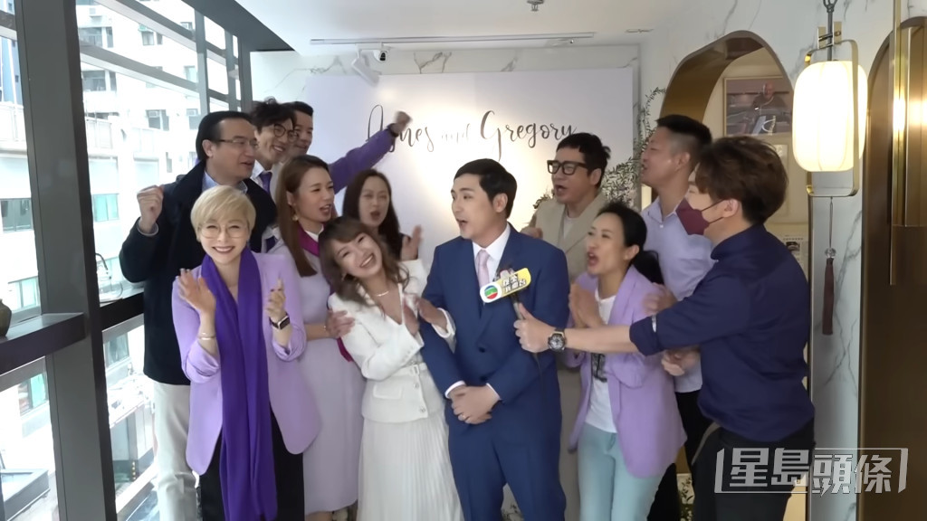 《愛．回家之開心速遞》一班演員都有出席李泳豪婚禮。  ​