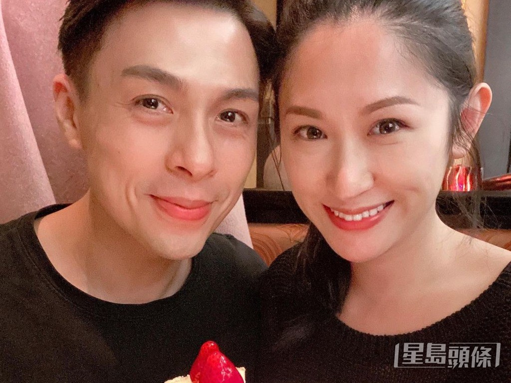 2016年結婚與澳門主播女友鄭加盈結婚。