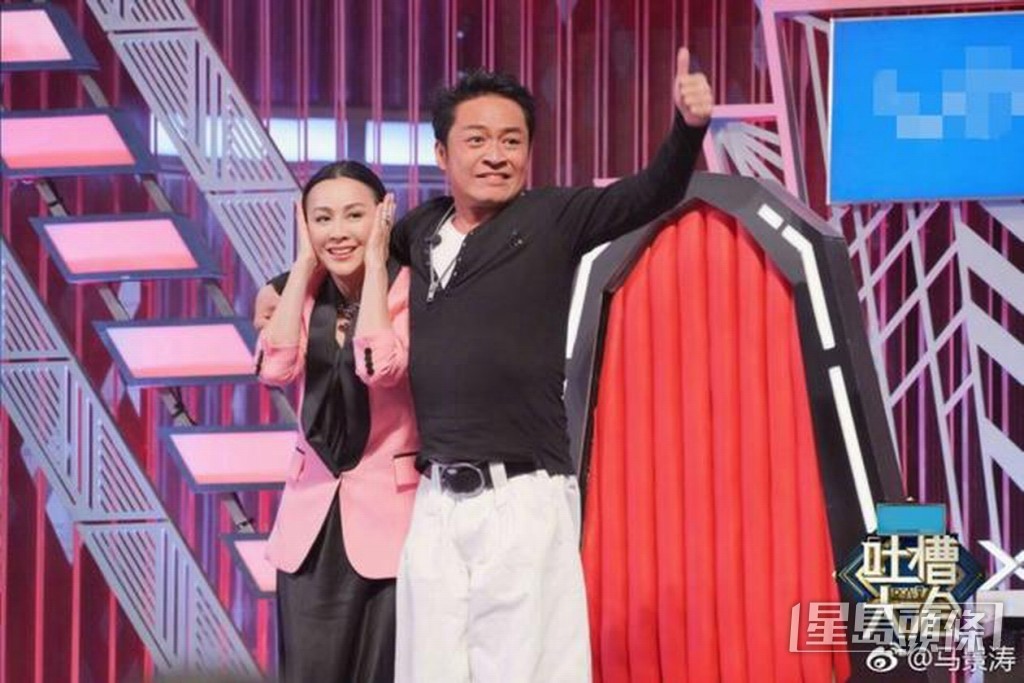 馬景濤2018年在內地節目《吐槽大會》上強吻劉嘉玲,嚇窒女方。