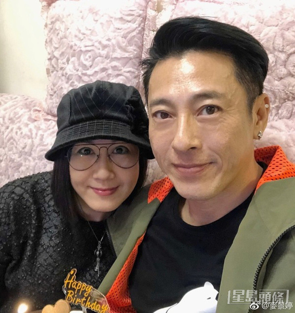 吕颂贤与太太麦景婷于1994年拍摄《碧血青天珍旗》结缘，相恋14年后，二人最终于2008年结婚。