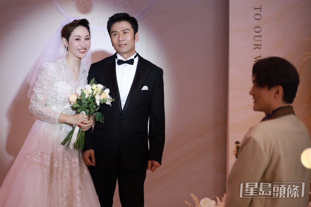 昨晚「沙律媽」陳法蓉與「青龍」唐龍文原本開開心心咁結婚。
