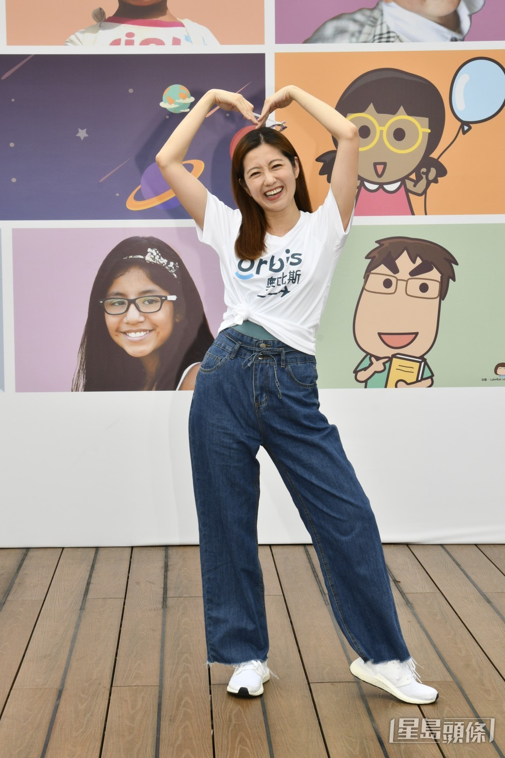 陈自瑶最后为方便工作，做了矫视手术。