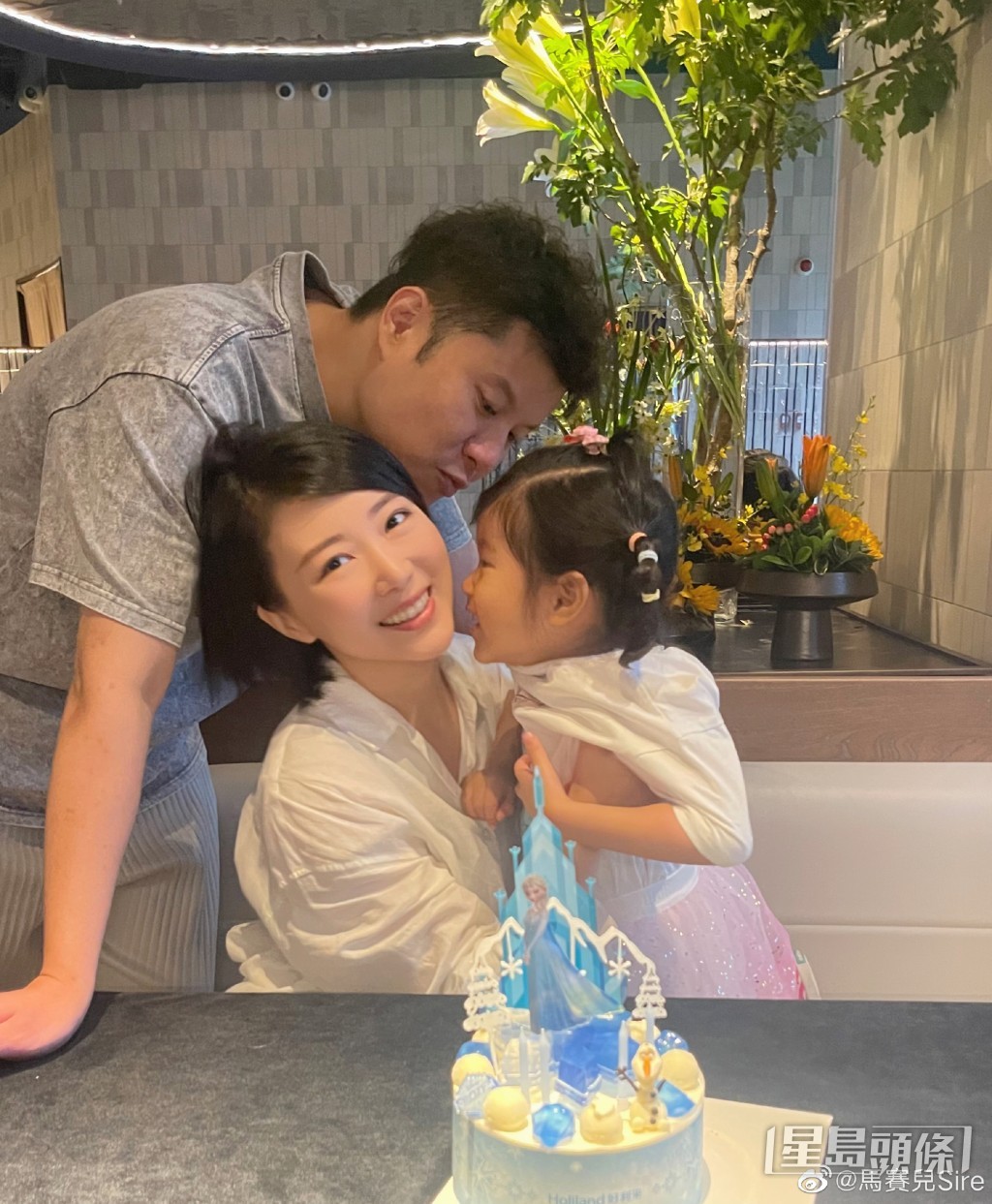 結婚4年,一家3口好幸福。