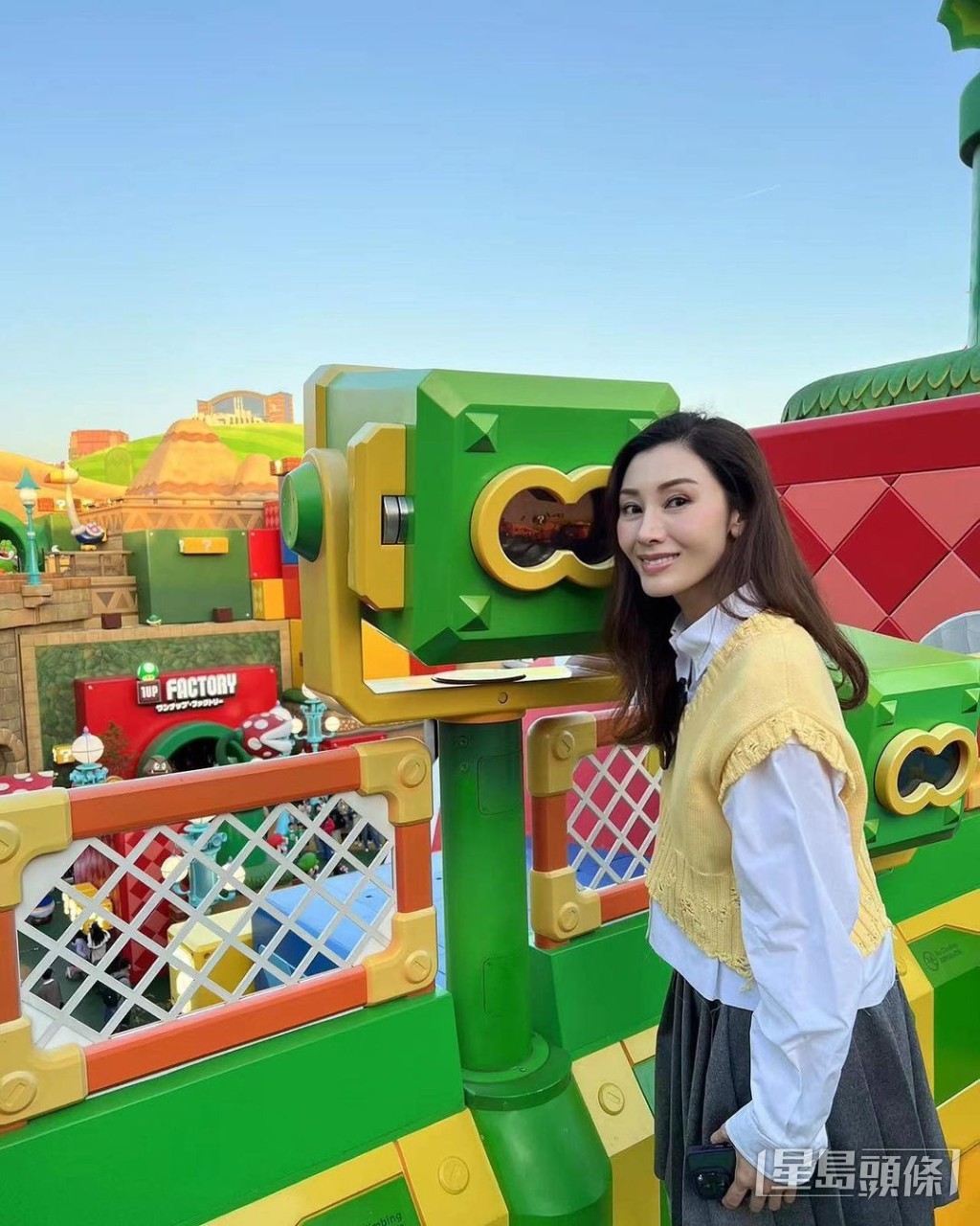 李嘉欣不时外游。 ​  ​