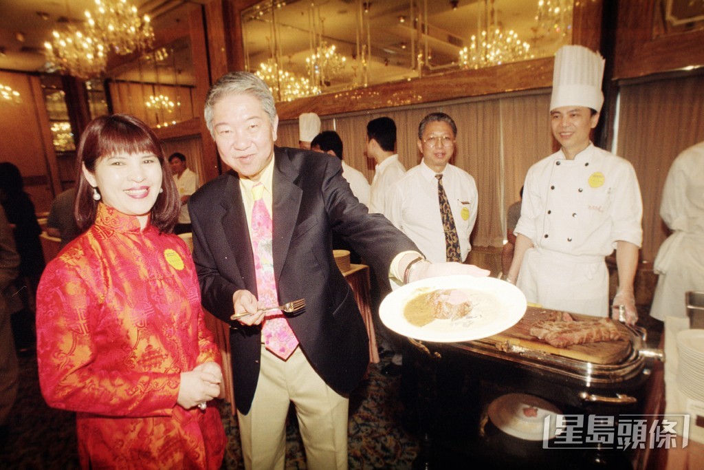 最後林珍奇以死逼丈夫解僱「巴士阿叔」,服大量安眠藥要入院洗胃。