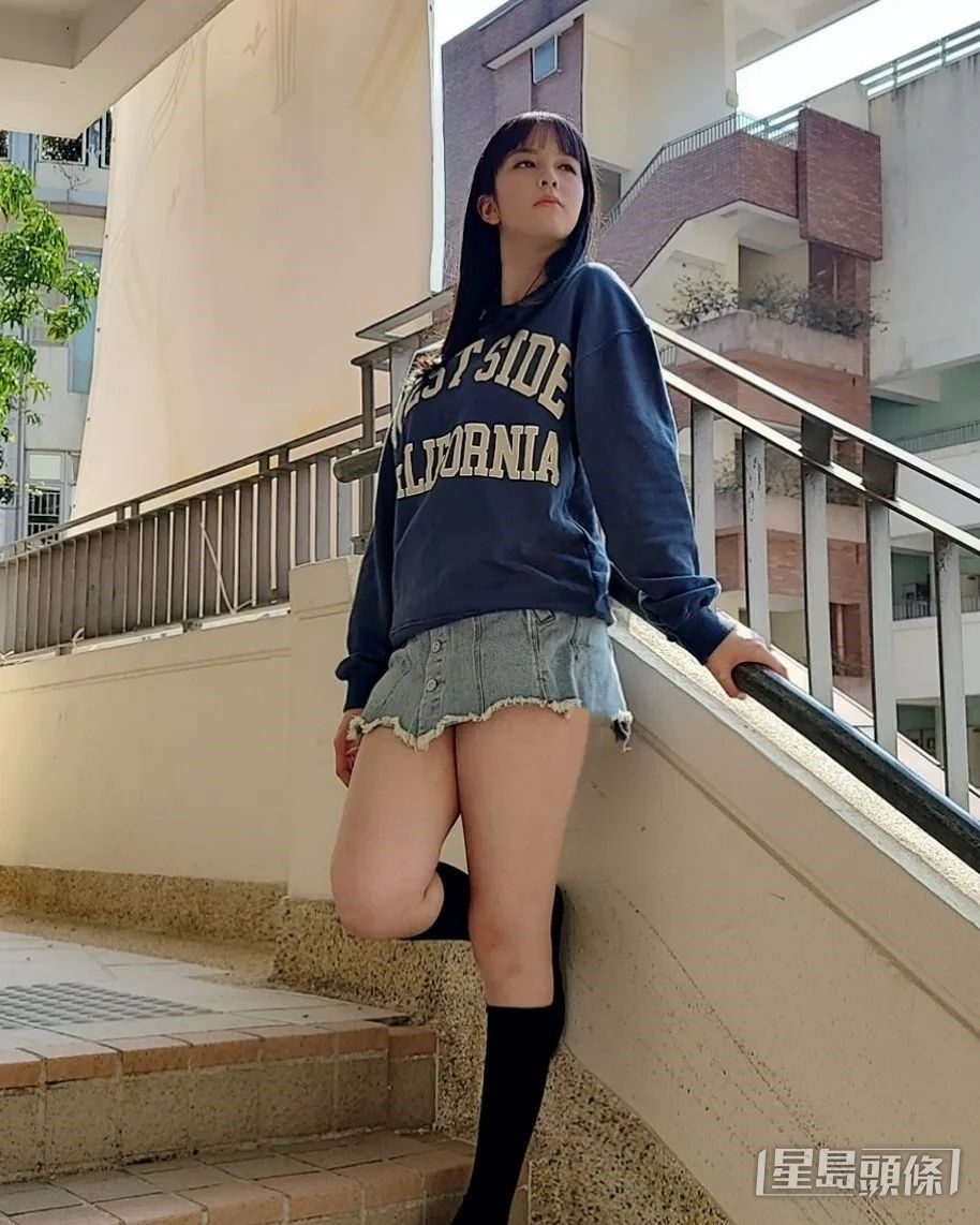 暴风式成长，已成标致美少女。