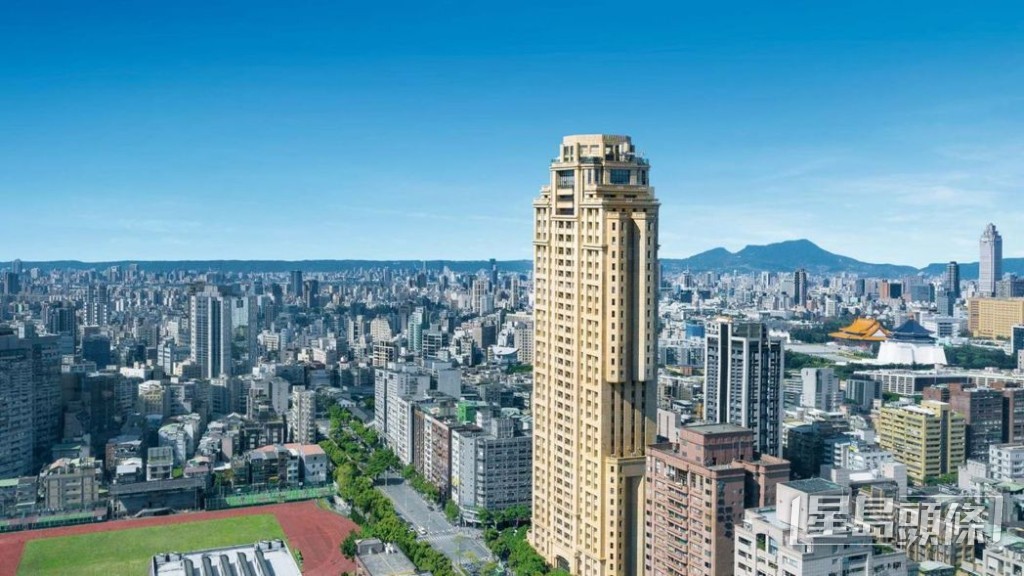 周杰倫2015年以6.6億新台幣(約1.69億港元)購入台北豪宅「和平大苑」頂層複式單位,面積268坪,等於9571平方英呎,相當誇張!