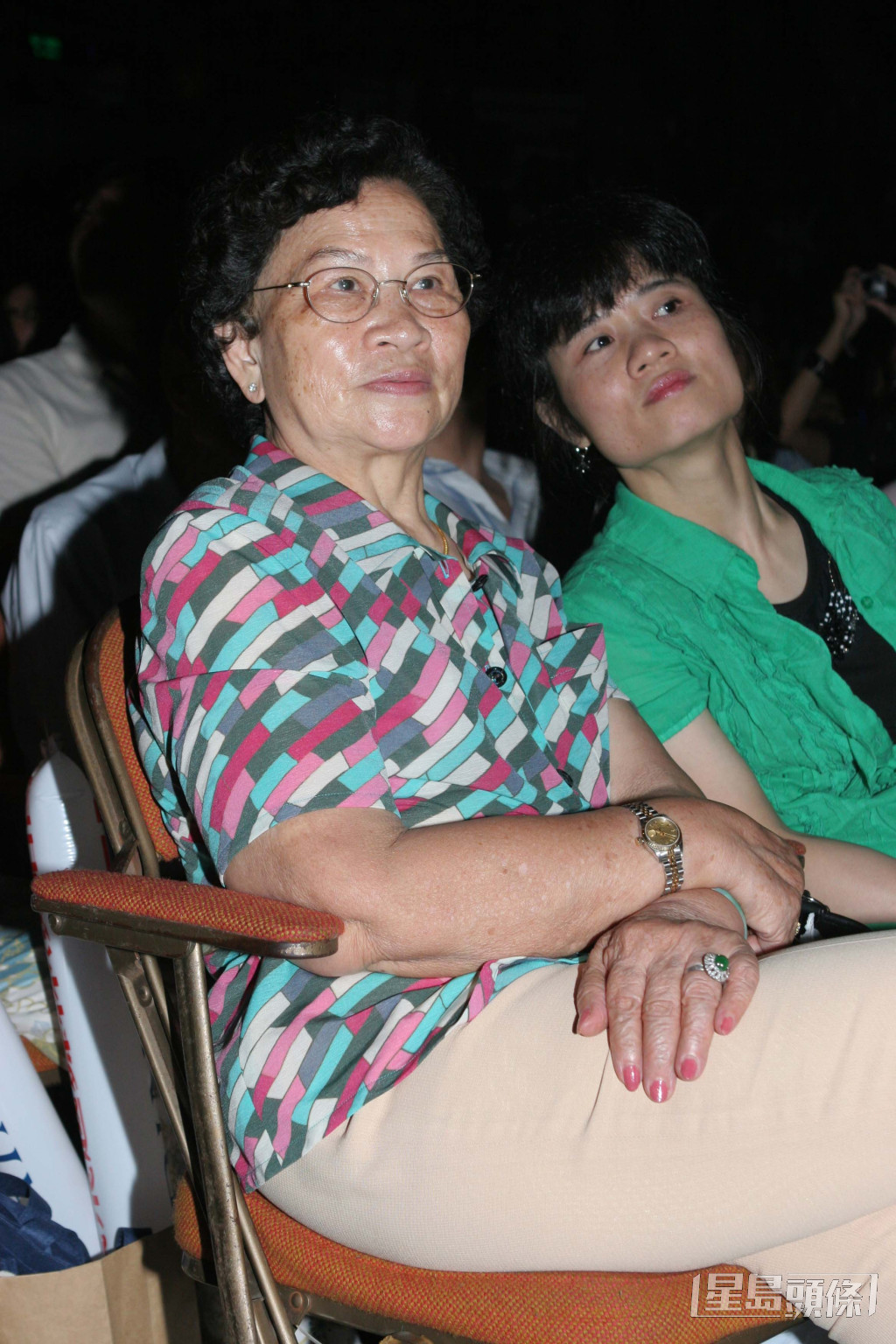 郭富城妈妈（左）2020年离世。
