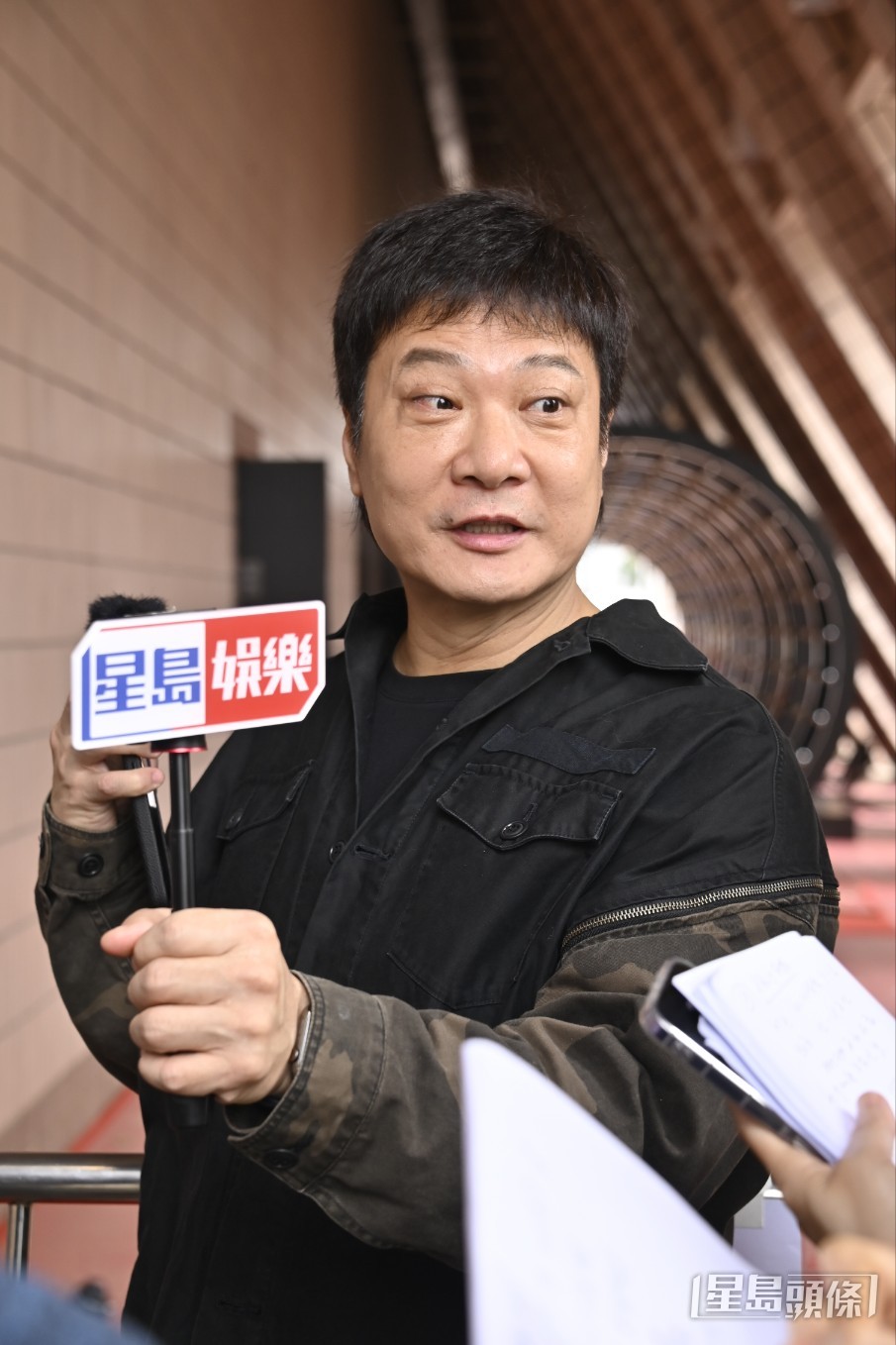 两边都睇好。
