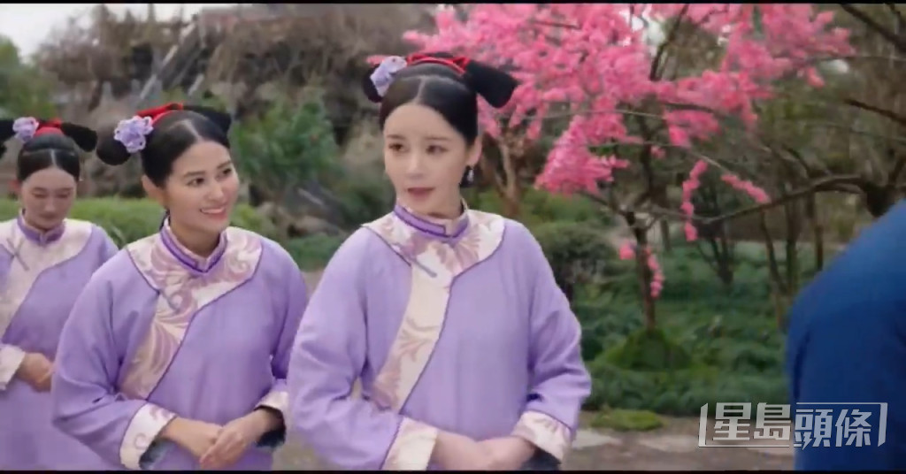 王宝葆（右二）曾演出内地剧《奇门密探》。 