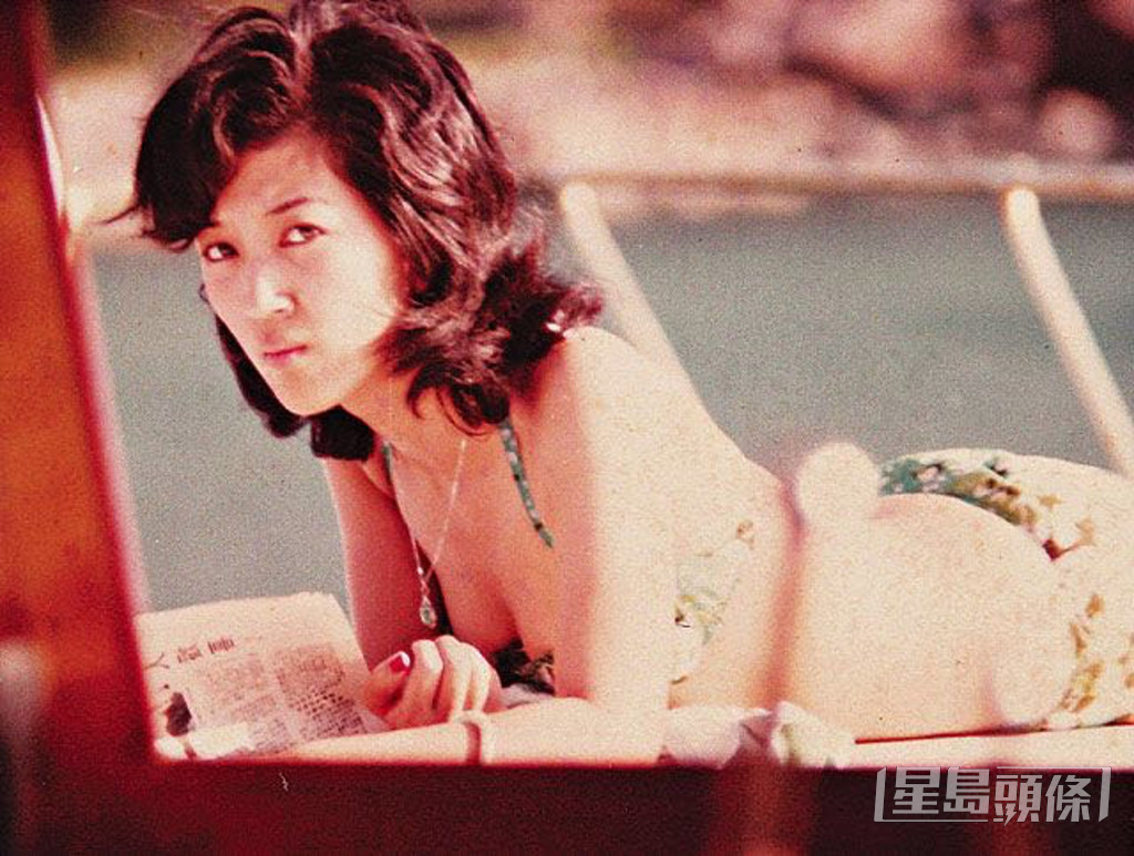 马海伦1965年年底参加由邵氏影友俱乐部举办的“香港玉女”选举并赢得冠军。