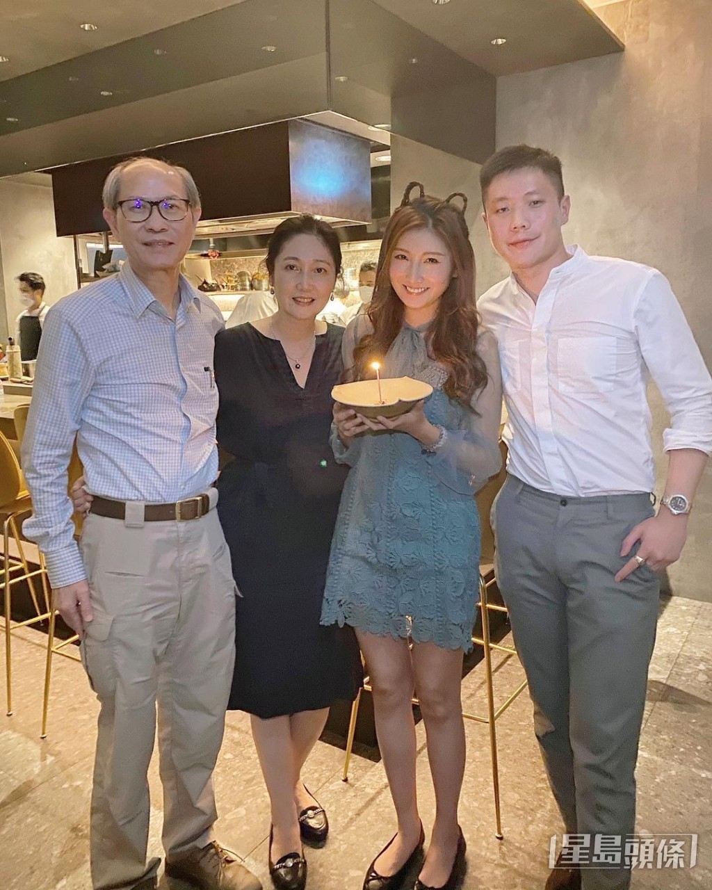 Shirley去年跟家人慶祝生日,今年已改為斯文男。