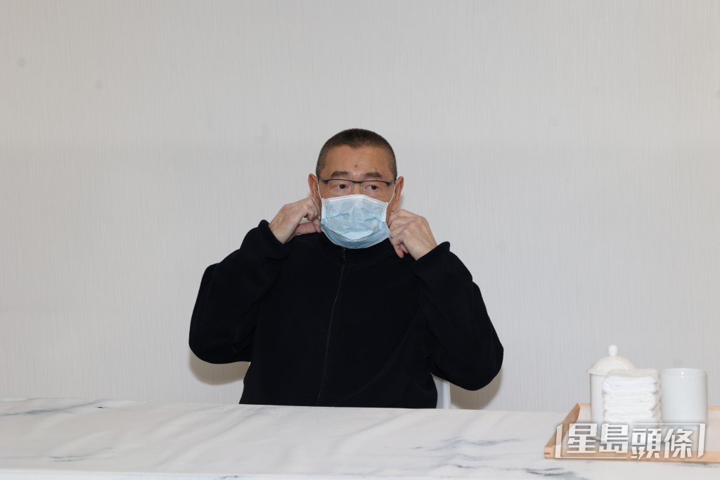 問到有否緋聞女友是值得一讚?大劉稱:「唔係娛樂圈有好多,但娛樂圈?I Am Sorry,無,係絕對絕對無!即係同我有緋聞嗰啲。」