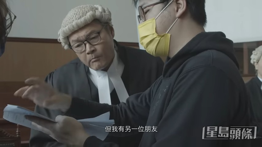 好認真排戲!