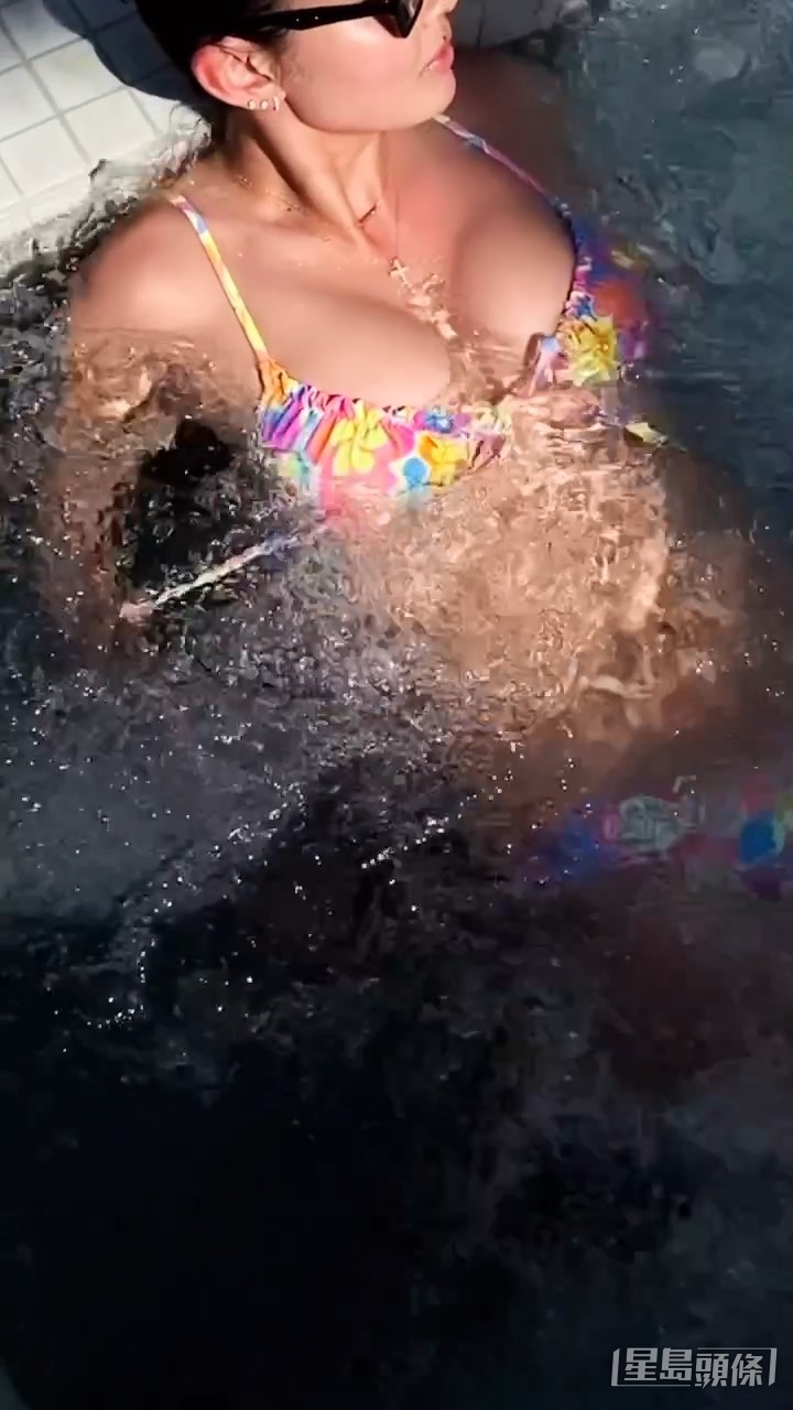 碧波蕩樣。