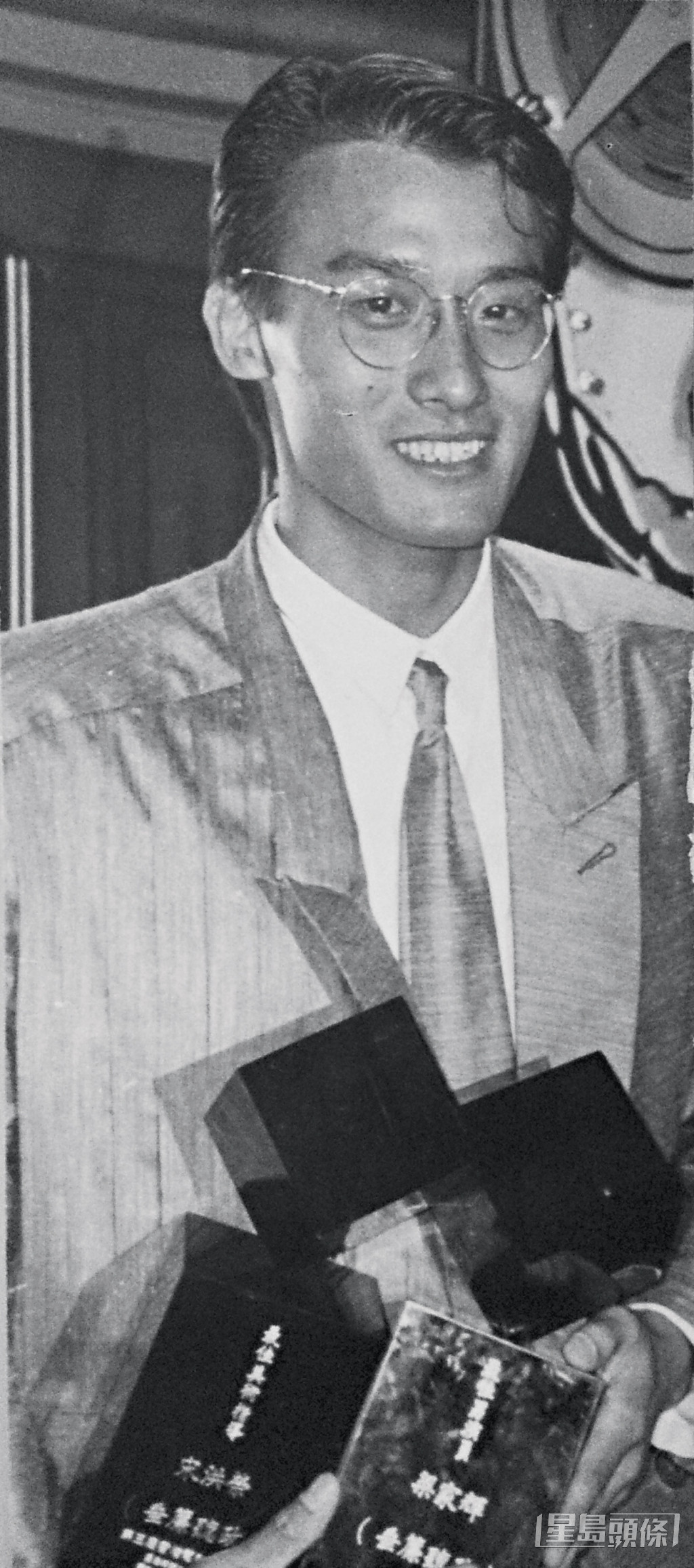 梁家輝在1984年憑《垂簾聽政》封金像影帝，原來他拍電影前曾做model。