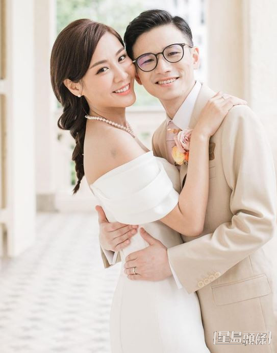 陳詩欣於2010年10月下嫁有米圈外男友陳爾正。  ​