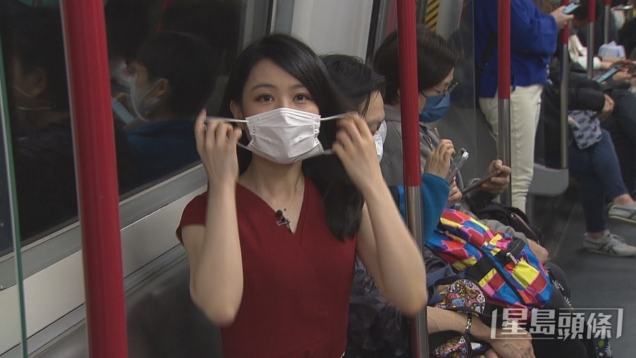 林婷婷自口罩令取消在港鐵中「除罩」現真身採訪,獲網民關注。