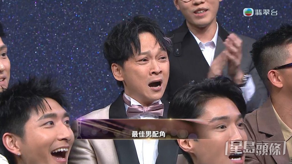 有指日前於《萬千星輝頒獎典禮2022》中奪得「最佳男配角」的鄧智堅亦有份參演。