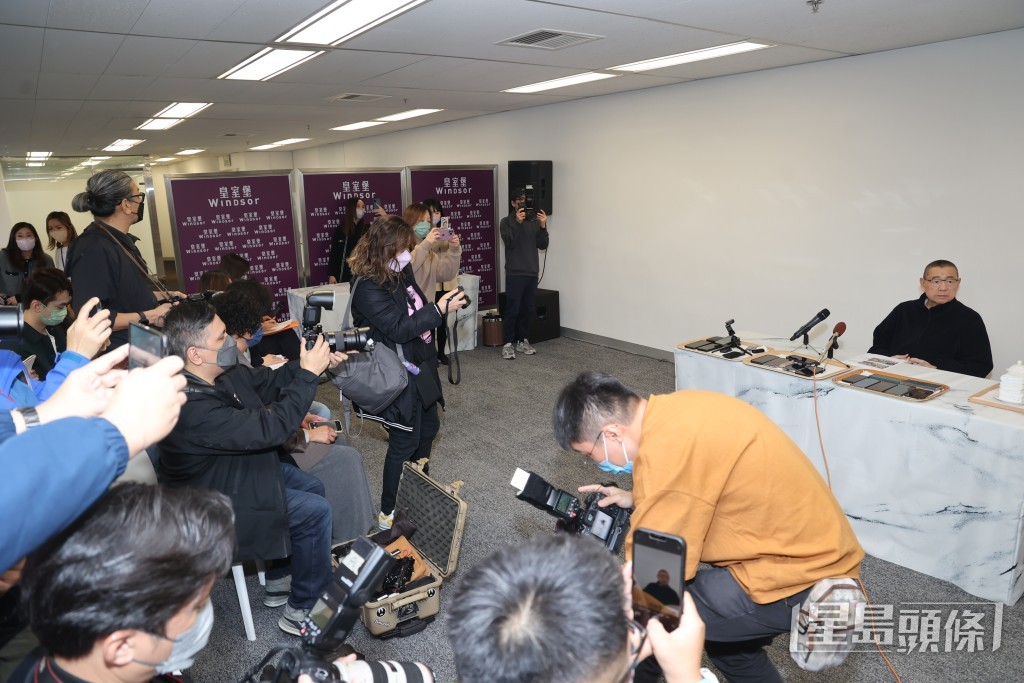 大劉在記者會中提到多段與他有關的「都市傳說」,連「塞春卷」亦侃侃而談。