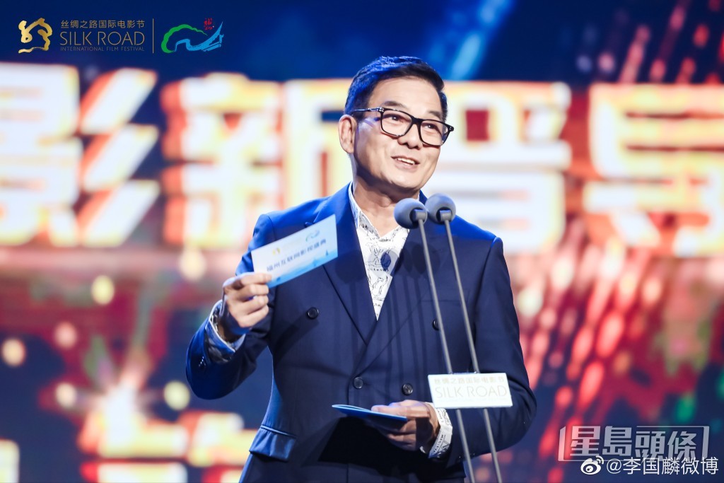 李国麟更移居内地方便工作。