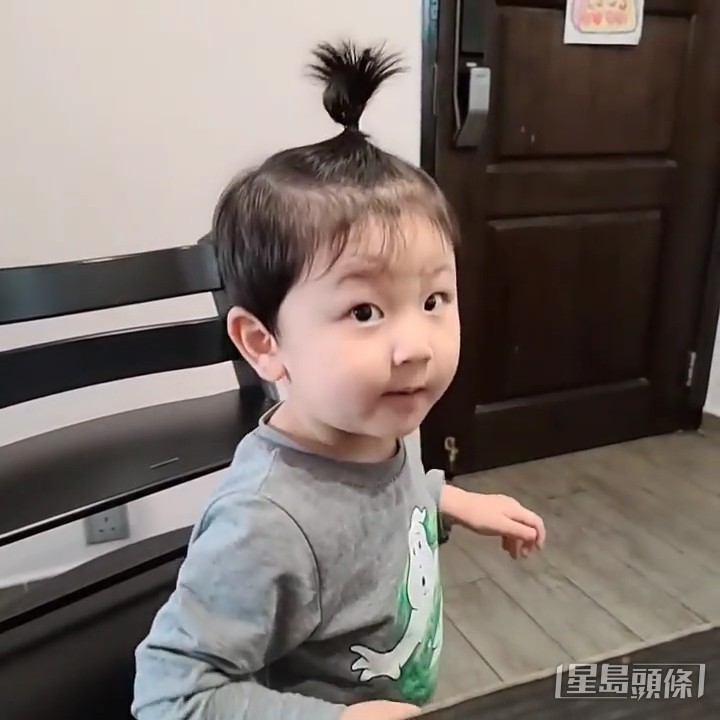 2020年疫情期間在家上網課，依然好活躍。