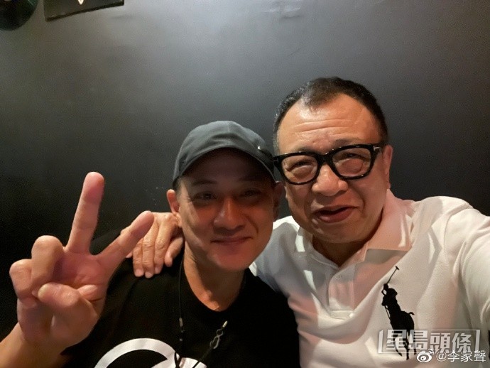 李家聲近日於微博分享與許紹雄的合照，留言表示：「在檳城和他見面！歡喜哥。」