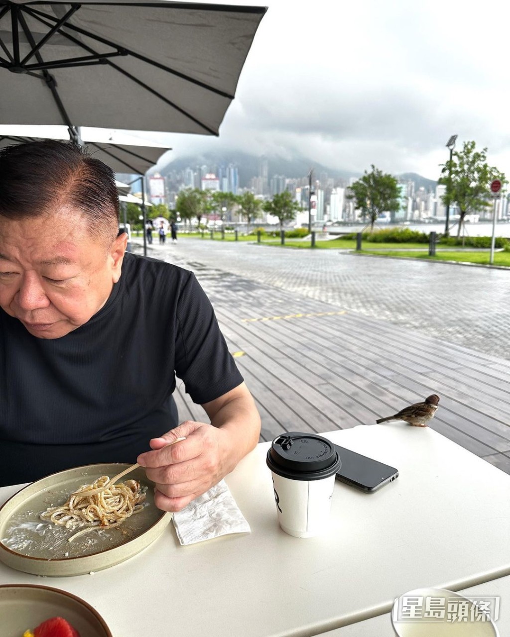 袁沅玉感謝爸爸多年支持!