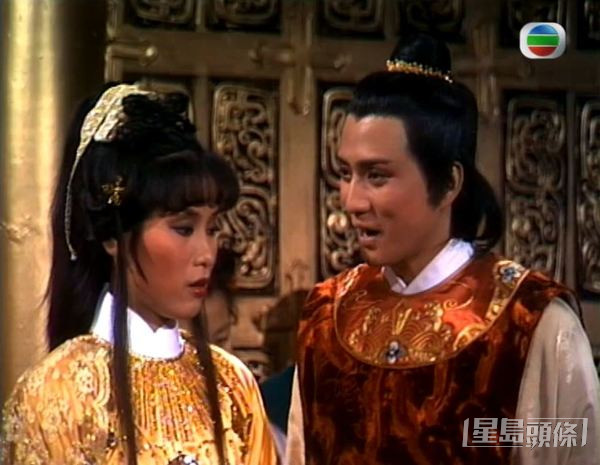 杨盼盼在《天龙八部》中饰演木婉清。