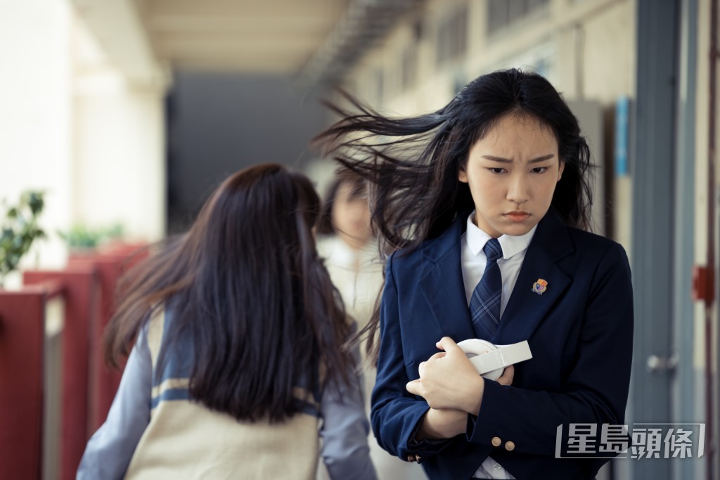 炎明熹去年參演劇集《青春本我》及歌唱節目《聲生不息》,有份角逐飛躍進步女藝員。