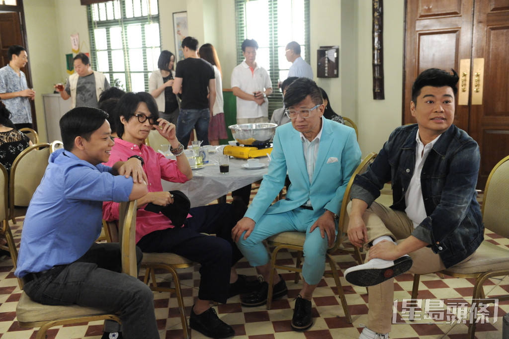 黄子华、许绍雄、林子善、阮兆祥在剧中自称“Super Senior”。