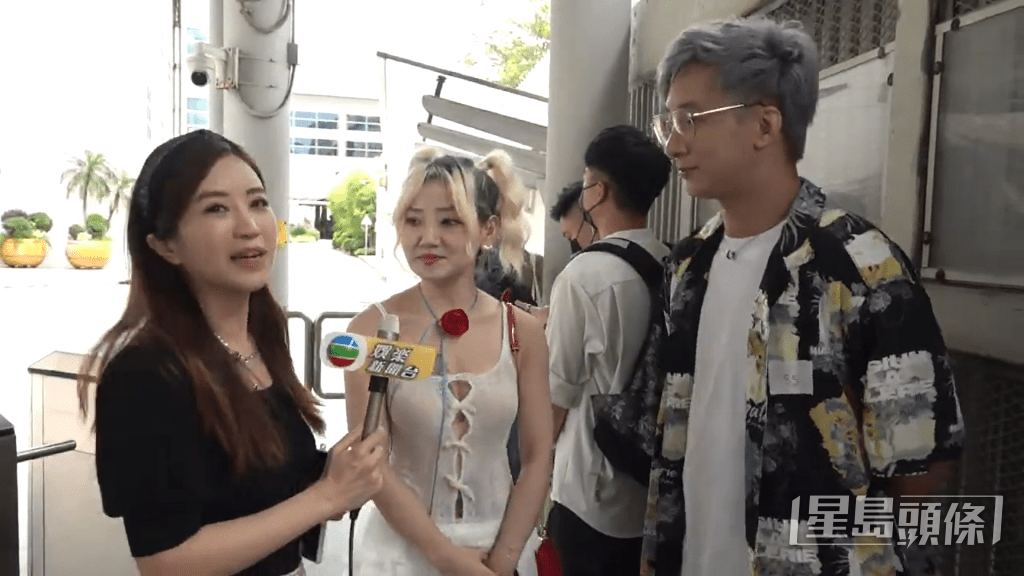 屯門娜娜打扮依然性感。