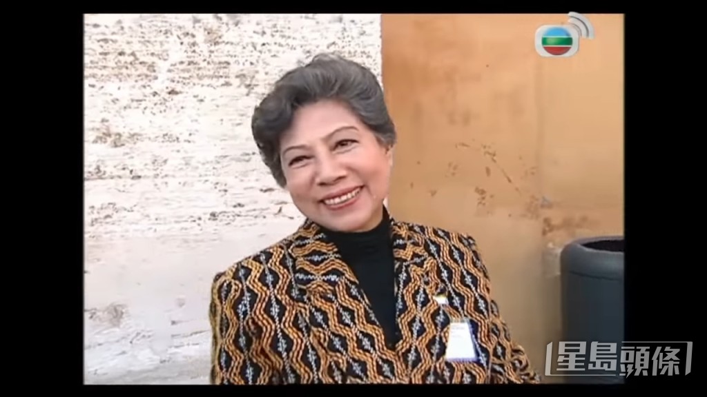 身为虔诚天主教徒的罗兰感到相当兴奋。