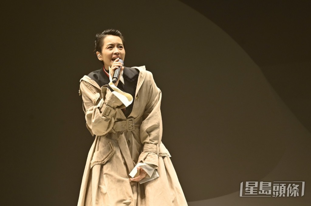 中性打扮好有型。