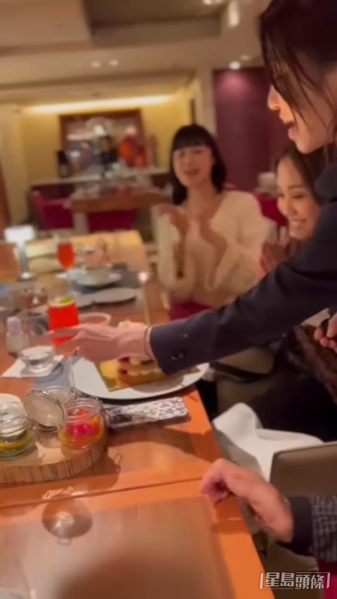 剧中演员对苏韵姿都好有爱。