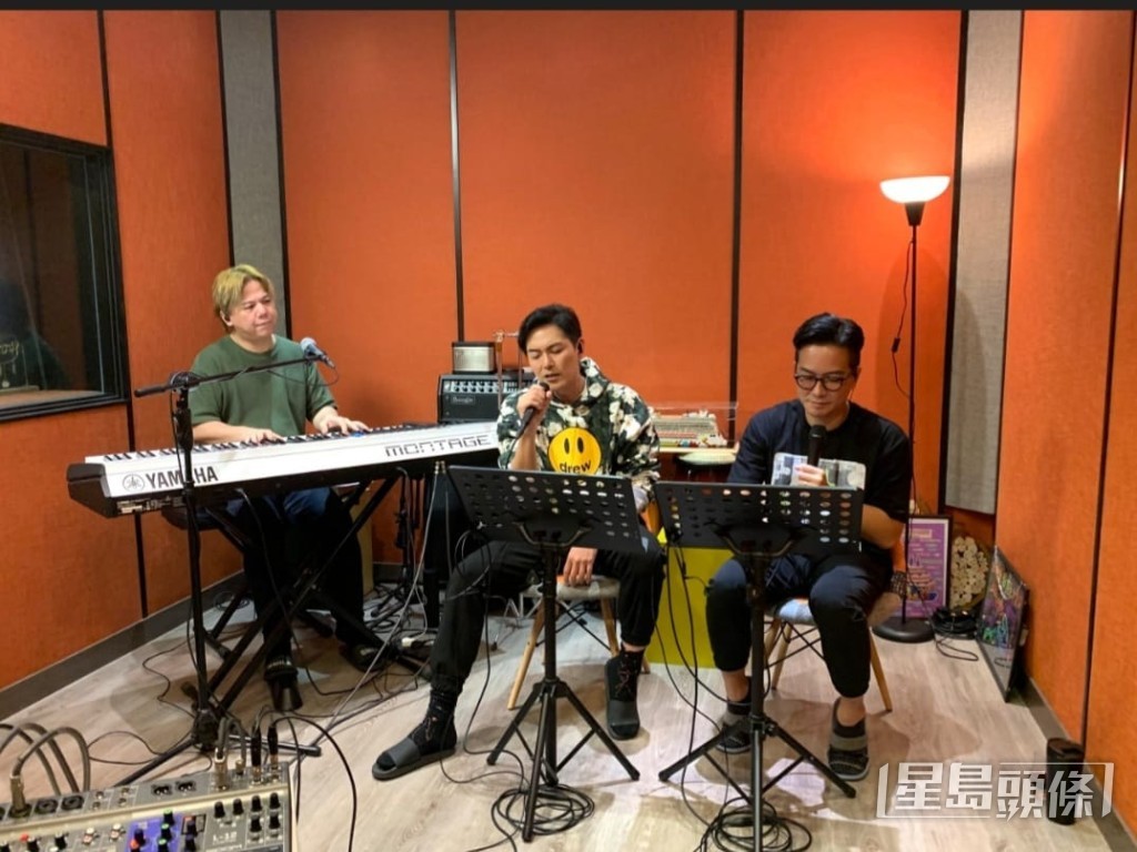 疫情期間，三人經常一齊開Live已儲落一班fans，更鼓勵他們開實體騷。