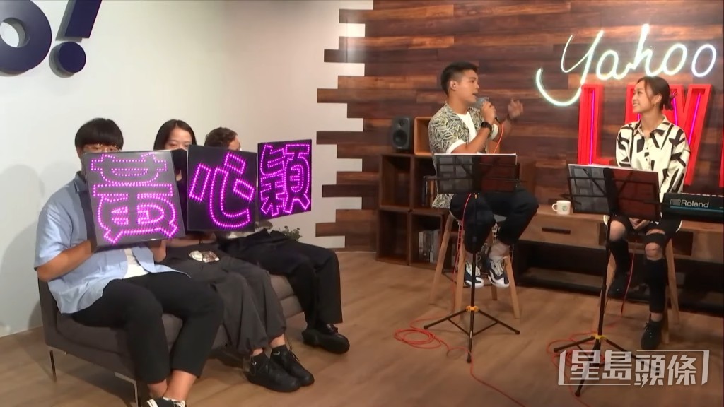 现场来了3位粉丝。 现场来了3位粉丝。