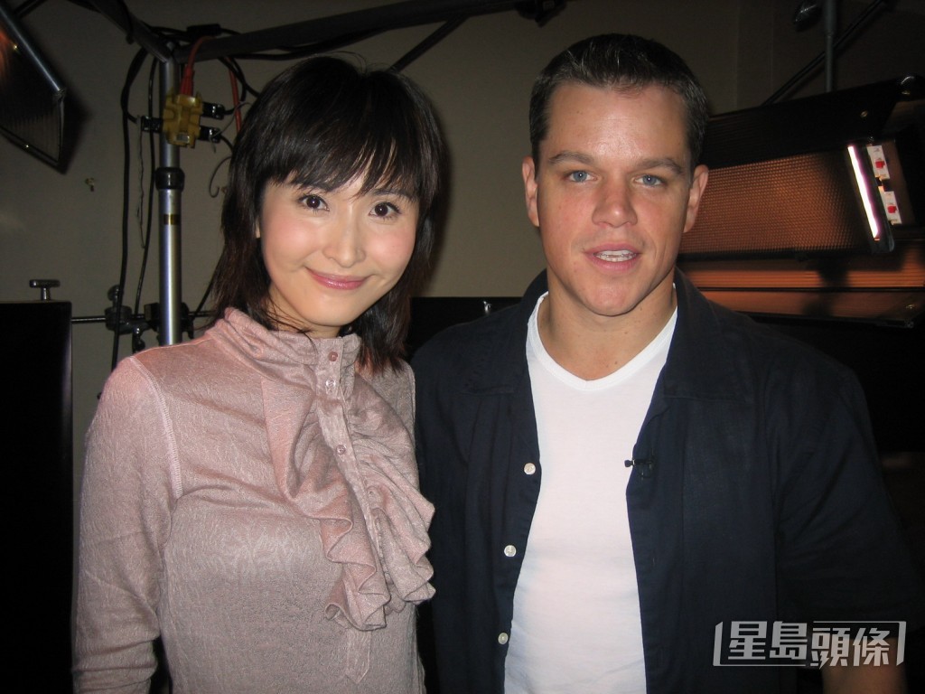 陳貝兒亦曾訪問過多位荷里活巨星,包括里安納度狄卡比奧(Leonardo DiCaprio)、麥迪文(Matt Damon)等,當時她更被封為「有線娛樂主播一姐」。