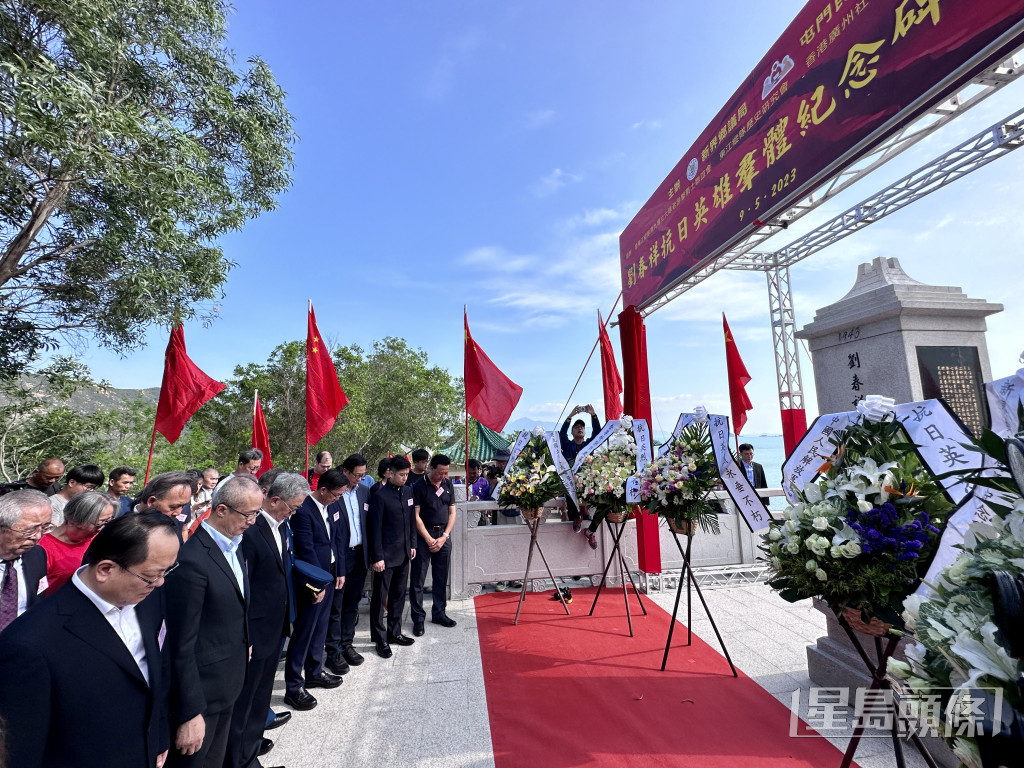 劉春祥抗日英雄群體紀念碑揭幕儀式。蘇正謙攝