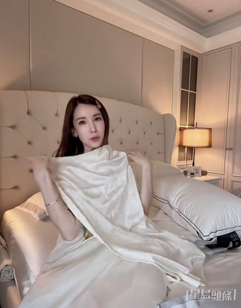 陈若仪表示自己喜欢真丝，所以用真丝床单。