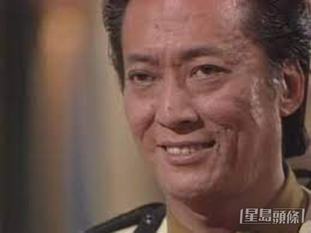 方剛曾因長了滿臉暗瘡,自覺「破相」,一度引退專心做生意。
