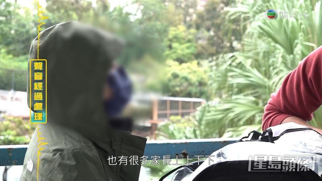 陳太表示對事件非常自責，不過她質疑商場有不少小朋友出沒，而扶手電梯速度過快，容易發生意外。