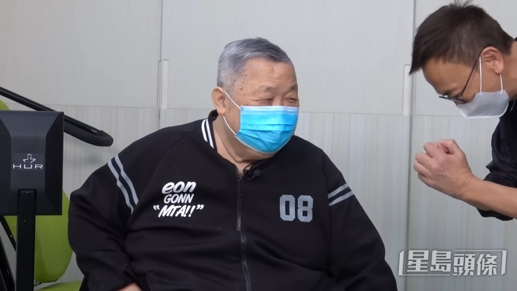 秦煌近年已鮮有現身幕前,早前作客鄭丹瑞YouTube頻道。 