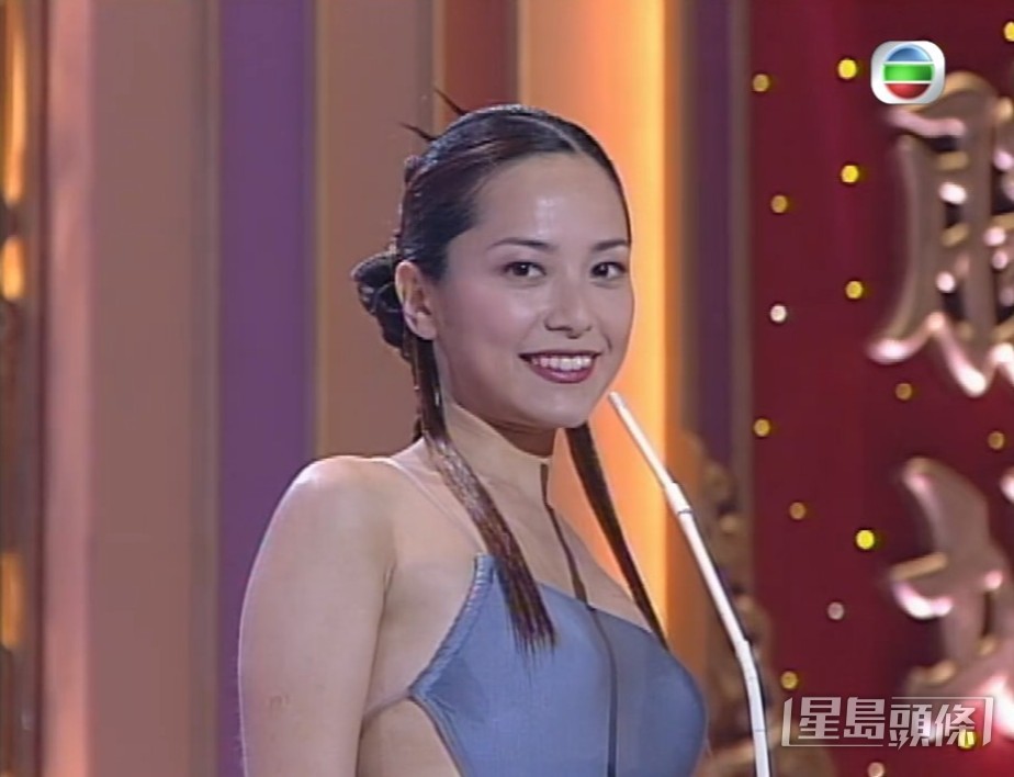 郭羨妮是1999年香港小姐冠軍、同時亦奪得「最上鏡小姐」、「國際親善小姐」和「千禧才智小姐」。