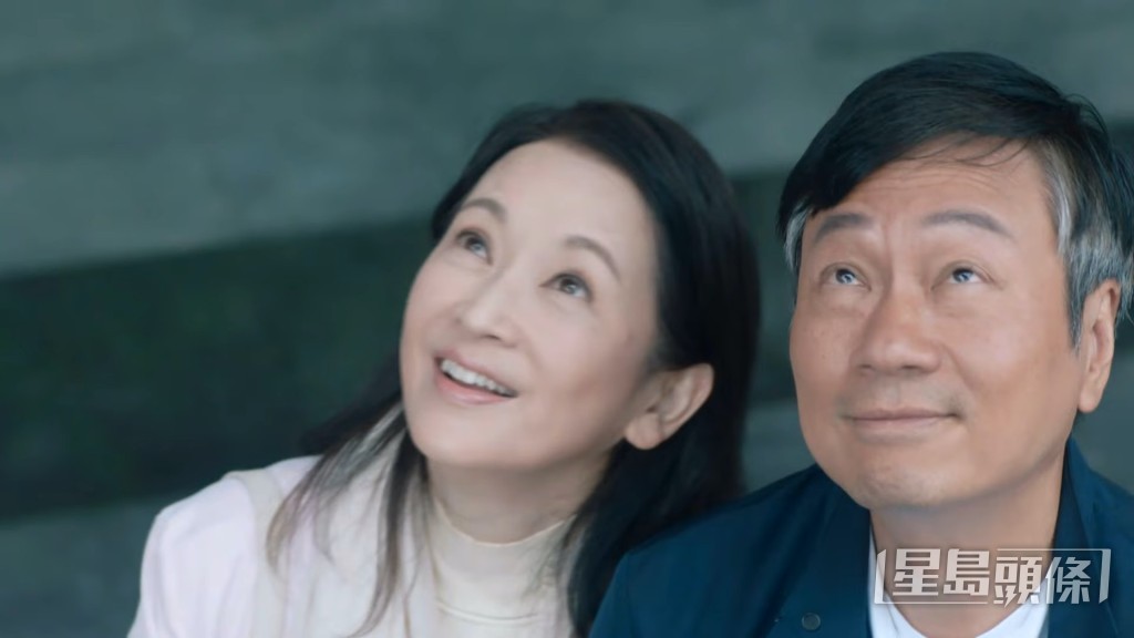 一直希望再帶亡妻（龔慈恩 飾）「飛」到天上。